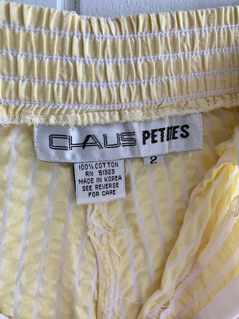 80s 90s Vintage Seersucker Pleated Shorts Yellow White Pleated image 6