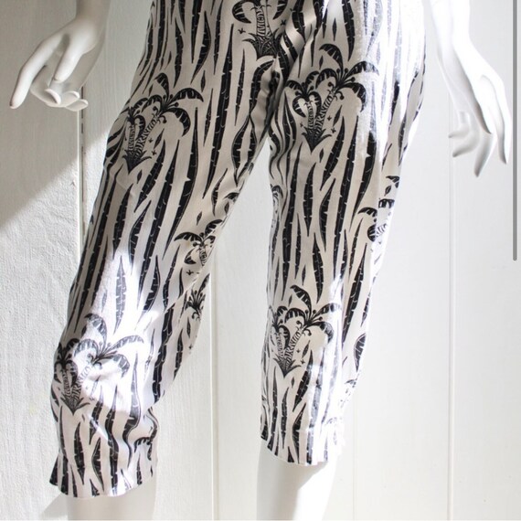 1990s Vintage Capri Pants Tropical Print - image 9