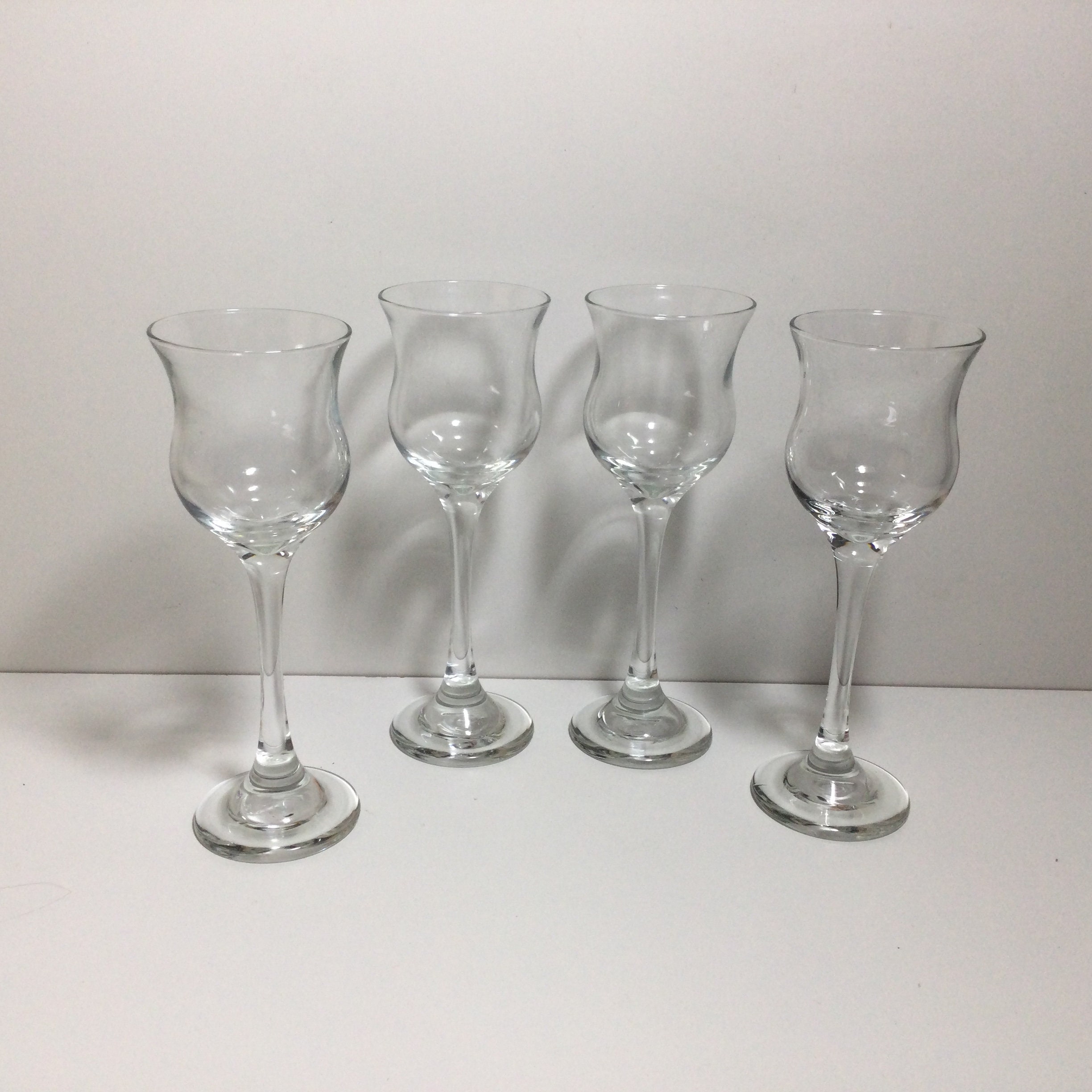 Orrefors inspired red stem SET of 2 white Wine Glasses - 21 cm (Q0238) 8  1/4