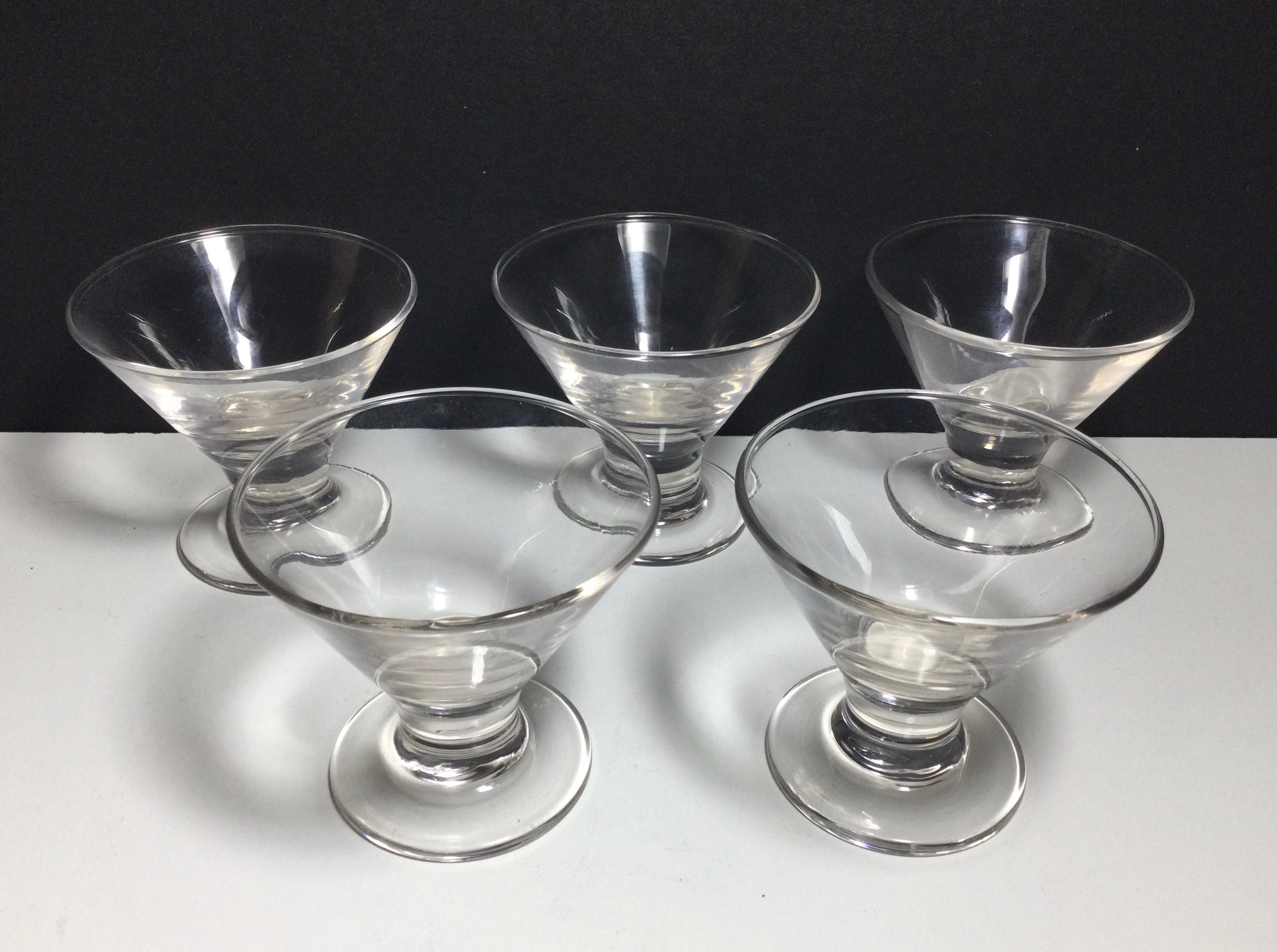 Dollhouse Martini Glass | Miniature Cocktail Glasses | Doll House Drinkware  | Tiny Plastic Cups | Mini Food Craft (2 pcs / Clear / 14mm x 16mm)