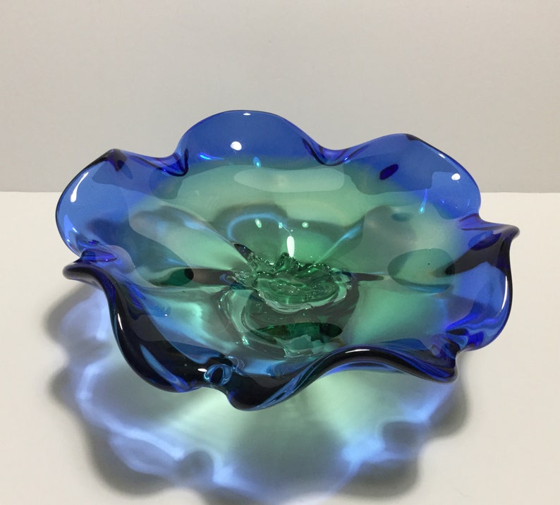 Glassware Vintage Footed Hand Blown Glass Bowl Fruit Bowl Formal Dining Footed Blue Green Heavy Art Glass Serving Bowl