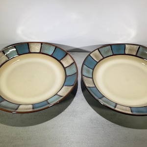 2 Pfaltzgraff “Sanibel” Salad Lunch Plates Vintage Dishes