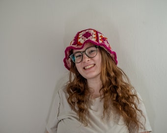 Gorro cuadrado de la abuela de ganchillo