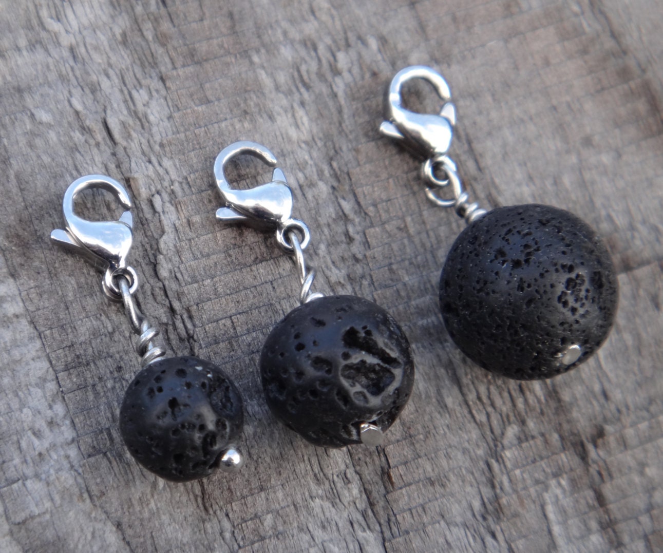 Essential oil diffuser. Aromatherapy lava rocks. Volcanic stone Stain…