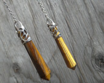 Collier d'oeil de tigre. Pointe d'oeil de tigre long pendentif. Pierres de chakra, guérison. Collier de superposition. Santé et énergie