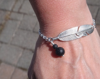 Plume Argent. Bracelet diffuseur d'huile essentielles. Pierres de lave Aromathérapie. Bracelet  pierre volcanique Argent antique, inoxydable