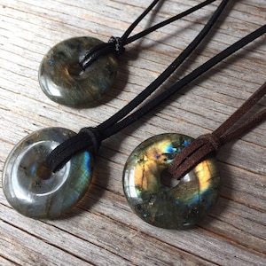 Labradorite pendant 30 mm Protection Necklace Man / woman Natural stone circle. Colour variety rope or suede. Labradorite Gemstone Donut