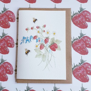 Erdbeerkarte. Walderdbeere, Glockenblume und Bienen Karte. Erdbeer Geschenk. Erdbeergeschenk. Erdbeeren und Bienen. Erdbeere