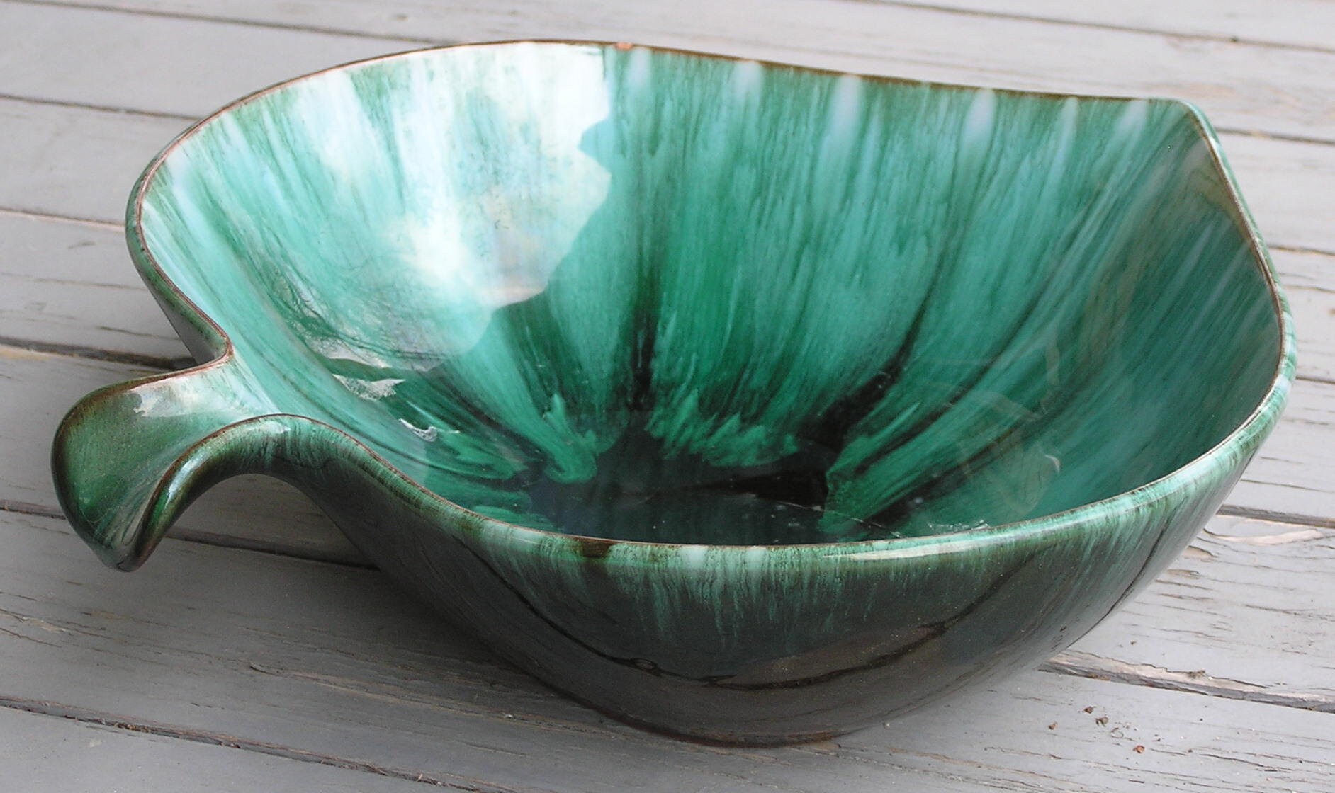 MCM Blue Mountain Pottery BMP Canada Leaf / Spade Bowl Etsy UK