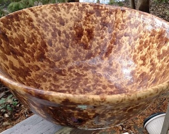 Grande ciotola antica Rockingham con smalto a schizzi, diametro 11,5" x altezza 4,75".