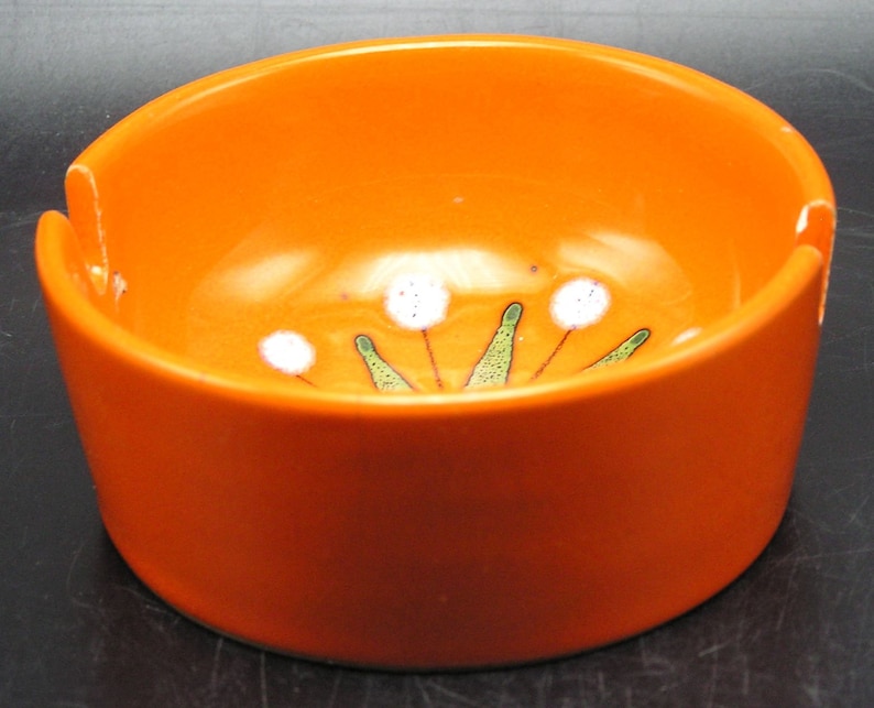 made in Italy Bold Mid Century Modern Hand Painted Ashtray
