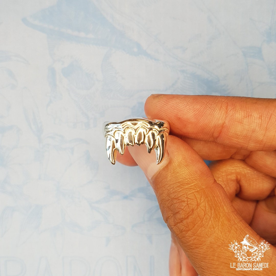Fangs Crocs CROCS ÉTERNELS - Sterling Silver 925 Ring Inspired by Vampire Fangs - Etsy