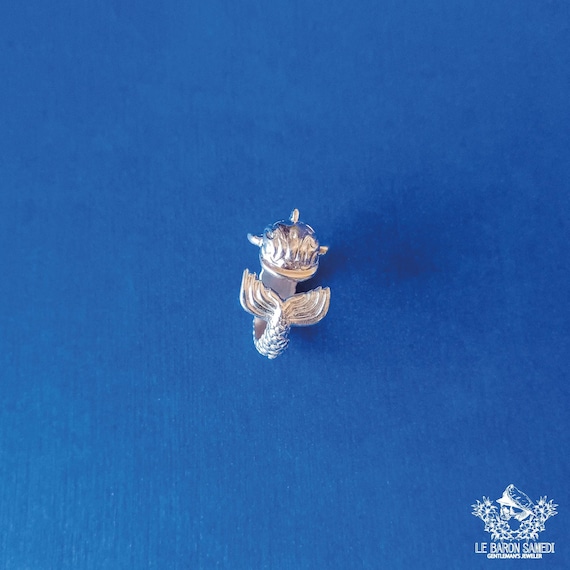 ELEGANCE CETACEE : Adjustable 925 Sterling Silver Ring in the Shape of an Antique Dolphin Sculpture