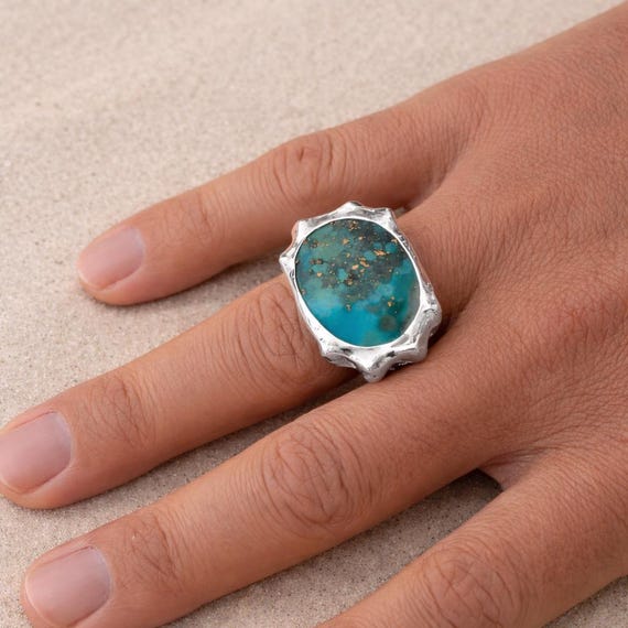 WATER MAGIC: Adjustable Men's Ring, Sterling Silver, Turquoise Cabochon and "Seahorses"