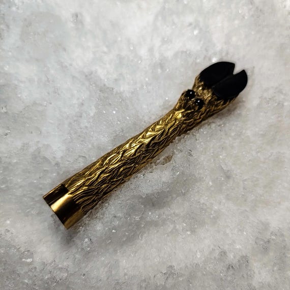 HUFBRAND – Handpoke Tattoo Tool in Brass, Goat Hoof Krampus Design with Antelope Horn & Black Onyx – One of a Kind
