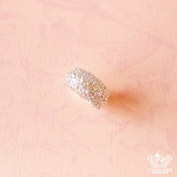 ASTRA MARE: Silver Men's Ring Inspired by a Sea Urchin Skeleton – Unique Marine Elegance