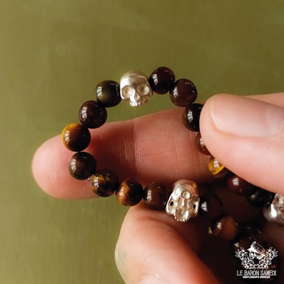 L’ŒIL ET L’ÉTERNEL – Tiger's Eye and Sterling Silver Skull Bracelet - Amulet of Protection