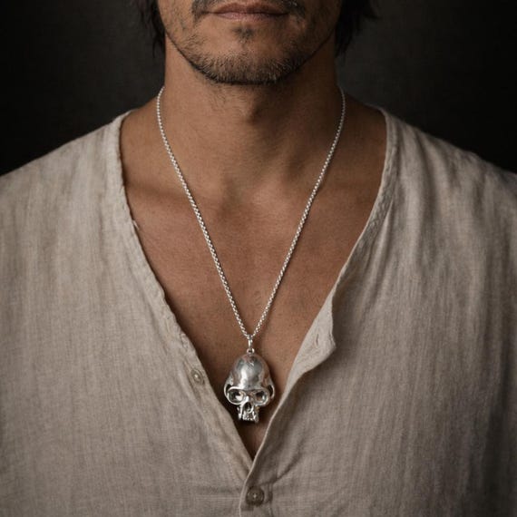 ROI de la CANOPÉE – Sterling Silver Voodoo Pendant with Hand-Carved Monkey Skull