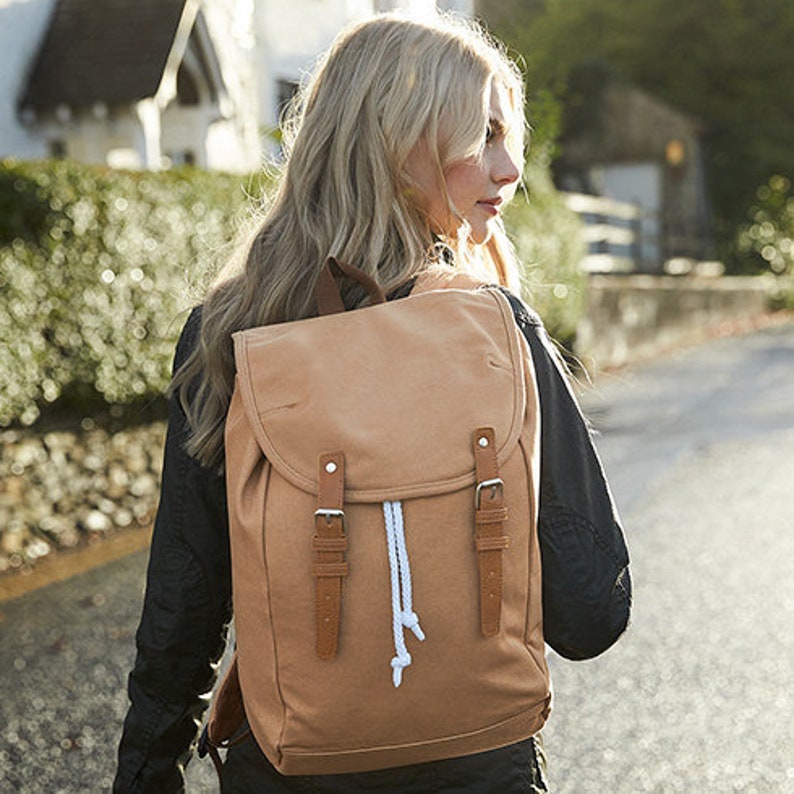 vintage style canvas backpack