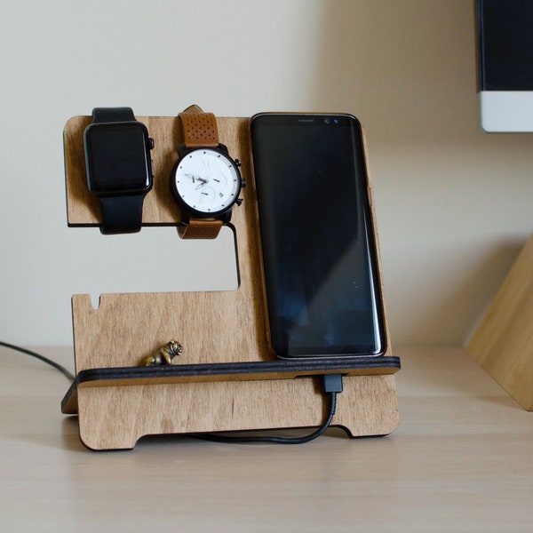 Personalizated Wooden iPhone Docking Station, tech accessory