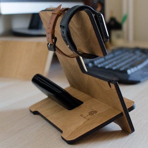 Personalizated Wooden iPhone Docking Station, tech accessory image 5