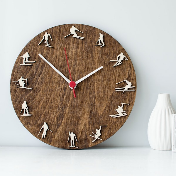 Personalized Ski clock | Ski decor | Skier Wall art decor | Gift for extreme sports lovers | Ski lover gift | Downhill skiing