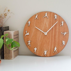 Soccer clock european Football wooden sport decor, Wood clock with soccer players, decoración de fútbol Fußball Dekor