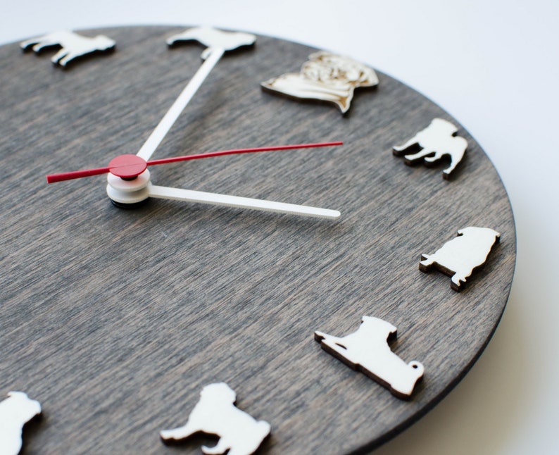 Pug Clock Pug portrait wood Clock Animal wall clock gift for dog pug lovers pug home decor Unique gift image 3