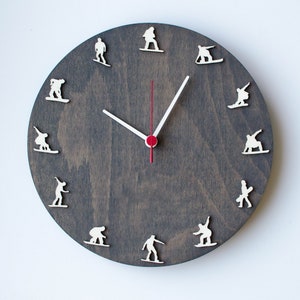Snowboarding wood clock Wall clock with snowboarders | Snowboard winter extreme sport home decor
