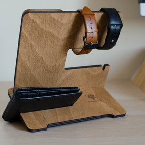 Personalizated Wooden iPhone Docking Station, tech accessory image 4