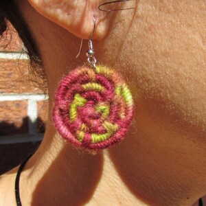 Earthy Mauve & Lime Green Coiled Jute Fiber Earrings - Button Shaped, Made with Textured Multi-Color Yarn