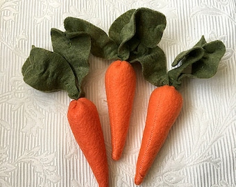 Easter sale  - felt carrot,pretend play food for toy kitchen, toy carrot, felt vegetable, fake carrots---set of three