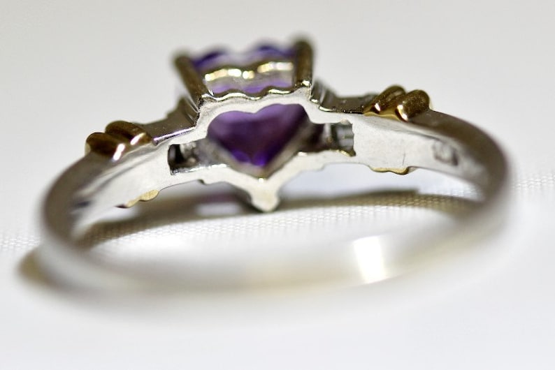ON SALE 10K Solid 2-Tone Yellow and White Gold Heart Shaped Amethyst /& Diamond Ring Size 7 February Birthstone