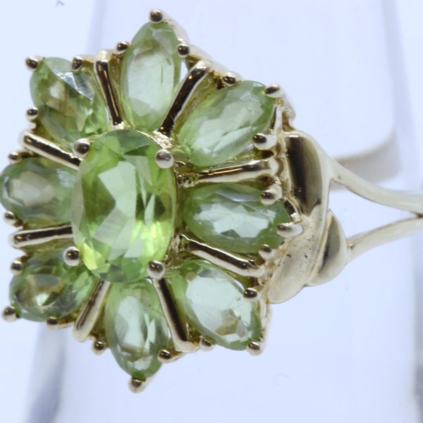 10K Yellow Gold Peridot Cluster Lady's Cocktail Split Shank Ring 7-1/4