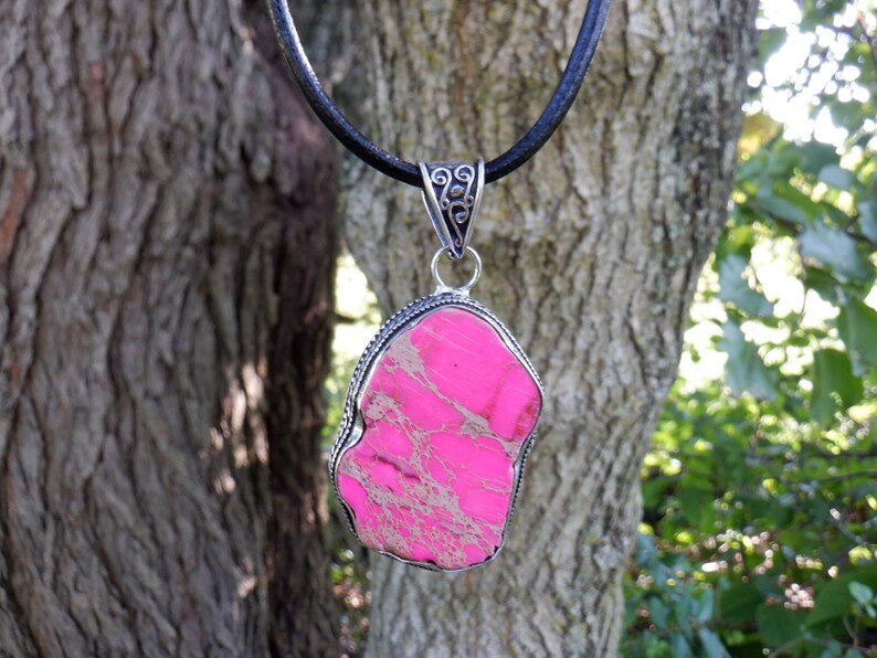 Healing Crystal Jewelry Gift for Mother/'s Day Adjustable Cord Choker Pink Sea Sediment Crystal Pendant Necklace