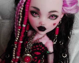 VENDU! Monster High repeindre, OOAK, Draculaura 3G, Cadeau pour les collectionneurs.