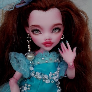 Repainted Monster High G3 doll, OOAK, Draculaura, art doll, collectible. A gift for any occasion.