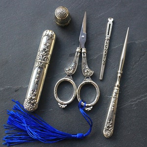 Tool set for sewing/embroidery - Craft tool set - Embroidery/Sewing- Silver/Gray- Finding sewing embroidery