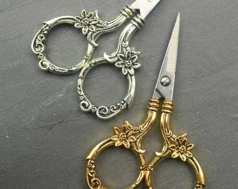 85 mm- Forbici piccole- Oro/Argento- Cucito/Ricamo- Accessori- Affilate- Fornitura- Vintage