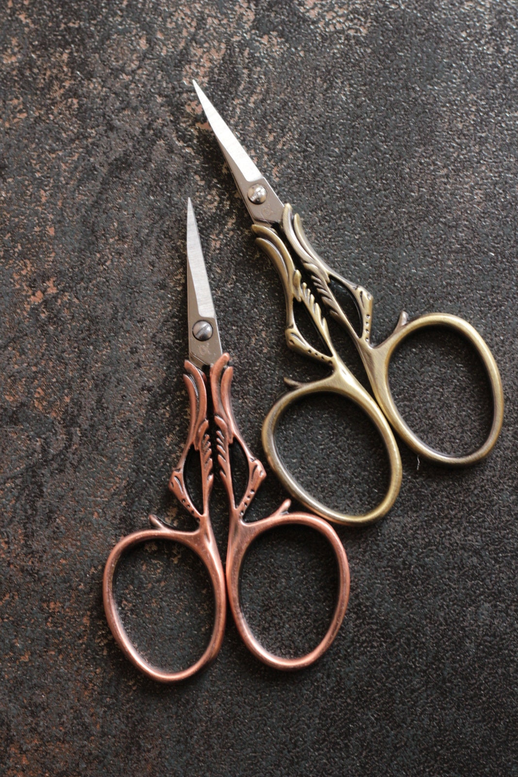 Mini Embroidery Scissors, 4 Colors Available. Small Vintage Scissors,  Durable Small Sewing Scissors. 