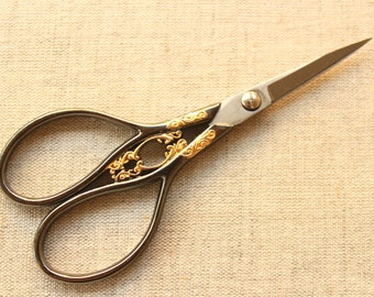 Scissors for embroidery "L'amour"-Tijeras- Scissors for sewing- Silver Sharp Accessories Vintage Finding sewing embroidery
