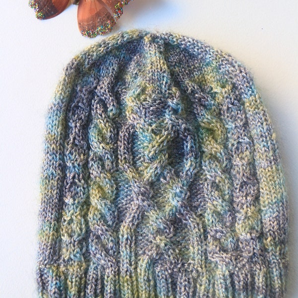 Bonnet d'enfant- Tricot à la main- Layette tricotée main- Travaux d’aiguilles