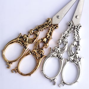 Scissors for embroidery "Lily of the valleys"- Scissors for sewing- Gold/Bronze- Sharp- Accessories- Vintage- Finding/sewing/embroidery