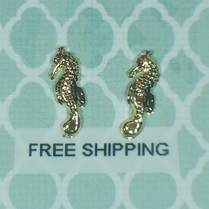 2 pc Gold Seahorse Alloy Charm Nail Art or Crafts *Free Shipping*