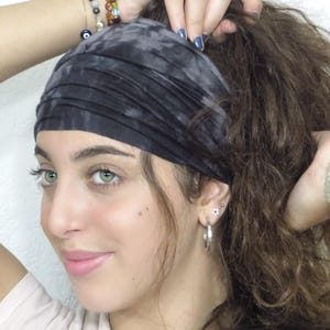 Tie Dye Scrunch Headband, Wide Jersey Headband, Yoga Headband, Running Headband, Women Headband, Men Headband, Black Gray Tube Headband