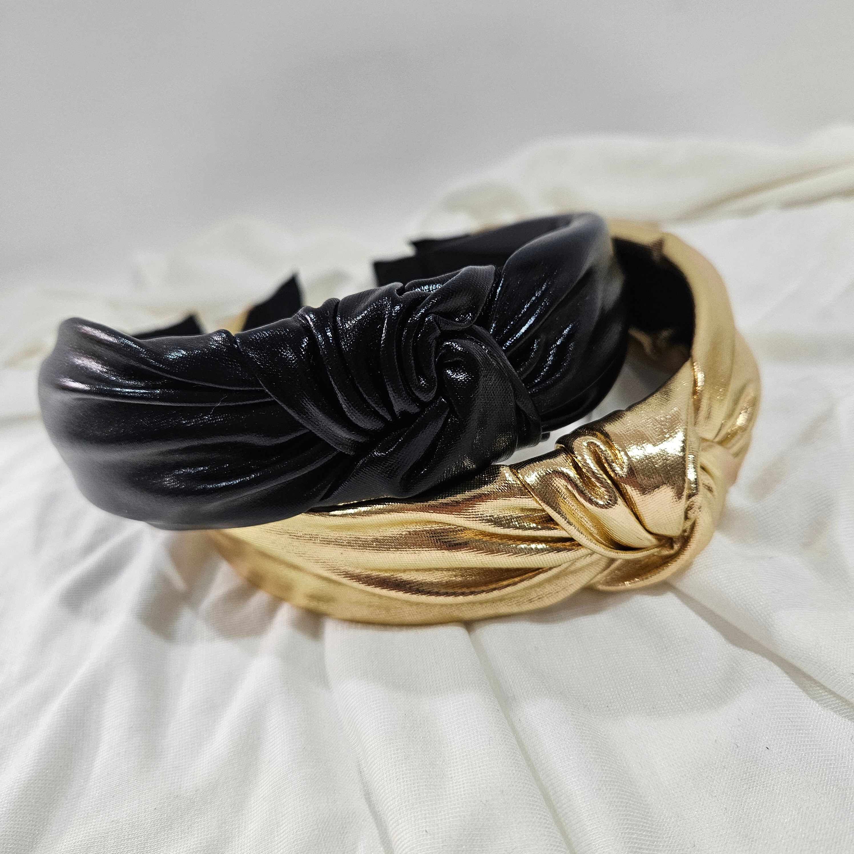Black Padded Knot Headband with Gold Chain Detail Tayshia by Scunci Knotted Wide Honeycomb Fabric Headband  main image 2