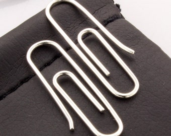 Boucles d'oreilles trombone en argent sterling (PAIRE) 1 po. Boucles d'oreilles trombone en argent sterling (PAIRE) 1 po.