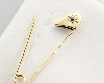 14k Yellow Gold Diamond Safety Pin Brooch (0.05ct)