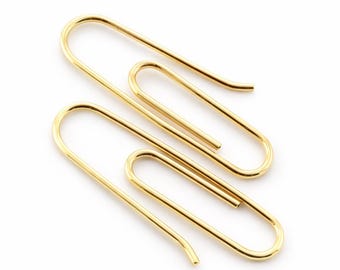 Brincos minimalistas feitos à mão com clipes de papel em ouro 14k, 2,5 cm.