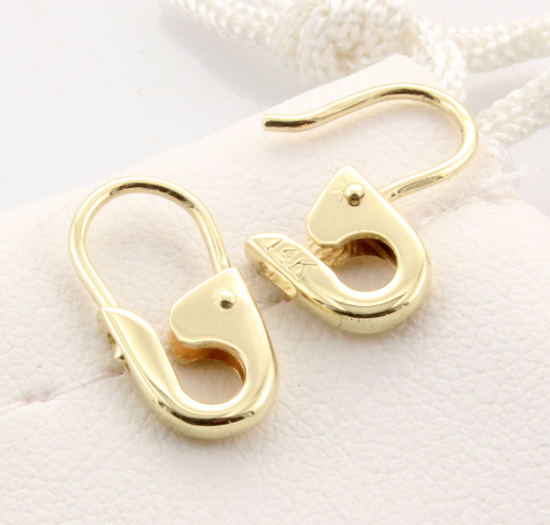 14K Gold Gold Sicherheitsnadel Ohrring Einzigartige Handgefertigte Ohrring 116000308540